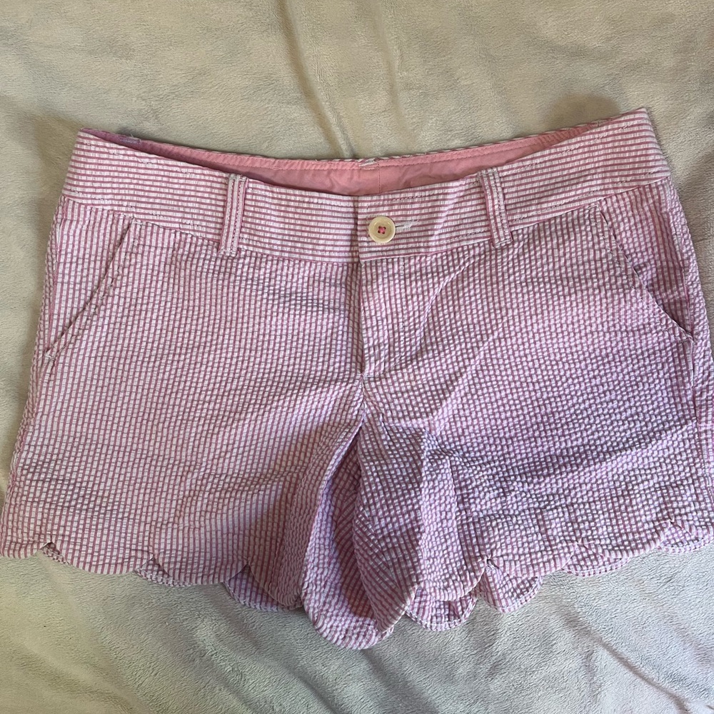 Lilly Pulitzer seersucker buttercup shorts size 8